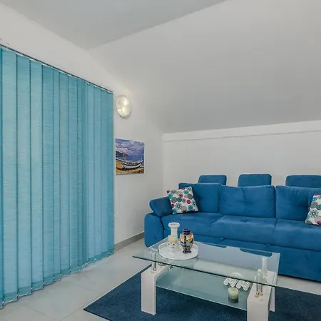 1 Bedroom Awesome In Apartman