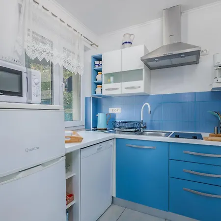 1 Bedroom Awesome In
